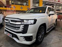 تۆیۆتا لاند کروزەر